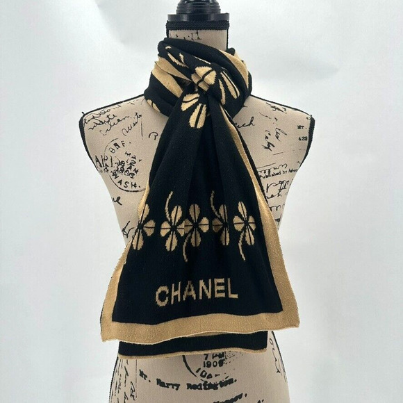 CHANEL Vintage Clover Leaf Thermal Scarf Black Brown Wool Cashmere Blend OS - Picture 6 of 7
